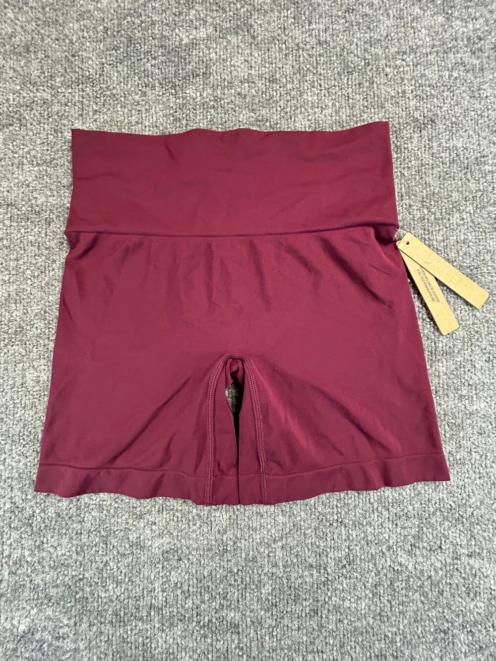 SKIMS Soft Smoothing Seamless Short Deep Berry Women's M Shapewear Shorts NWT
